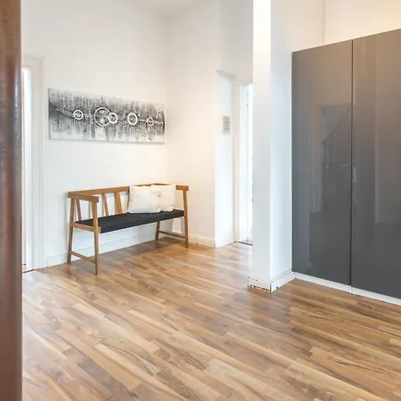 Zentrale In Der Apartamento